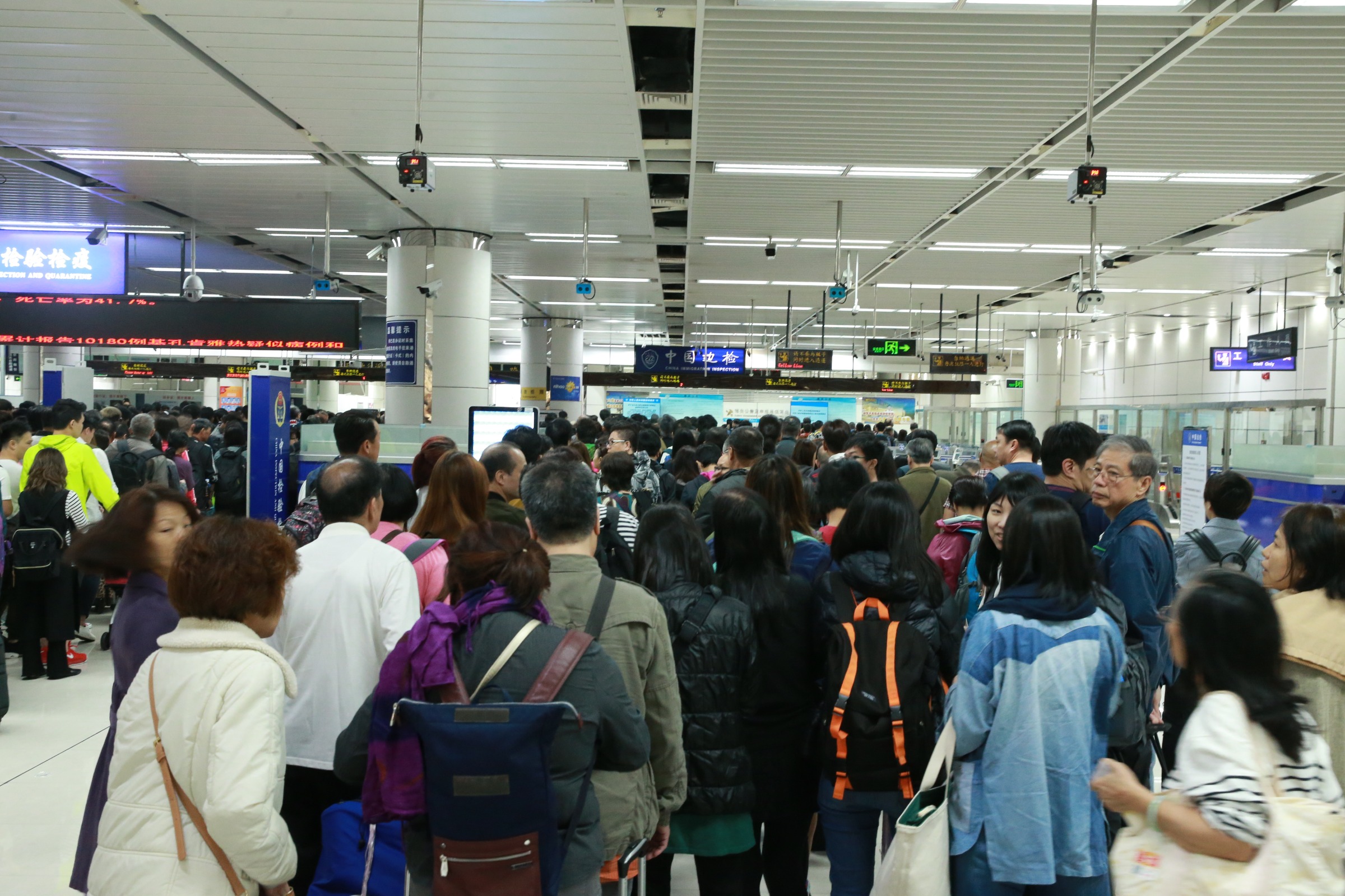 深圳灣口岸出入境