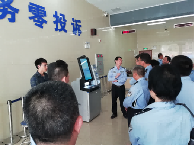 惠城區(qū)公安局領(lǐng)導(dǎo)一行視察華視電子警務(wù)一體機